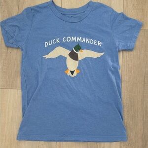 Duck Commander Boys tee size Medium